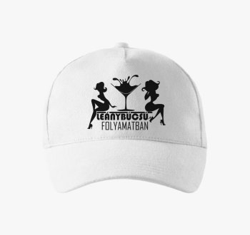 črna bejzbolska kapa