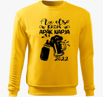 napja in pulover s k