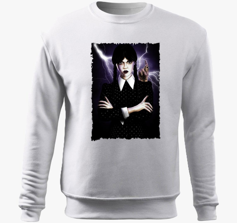 Wednesday in pulover s kapuco