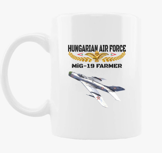Aranysas MiG-19 skodelica