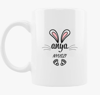 mama nyuszi skodelica