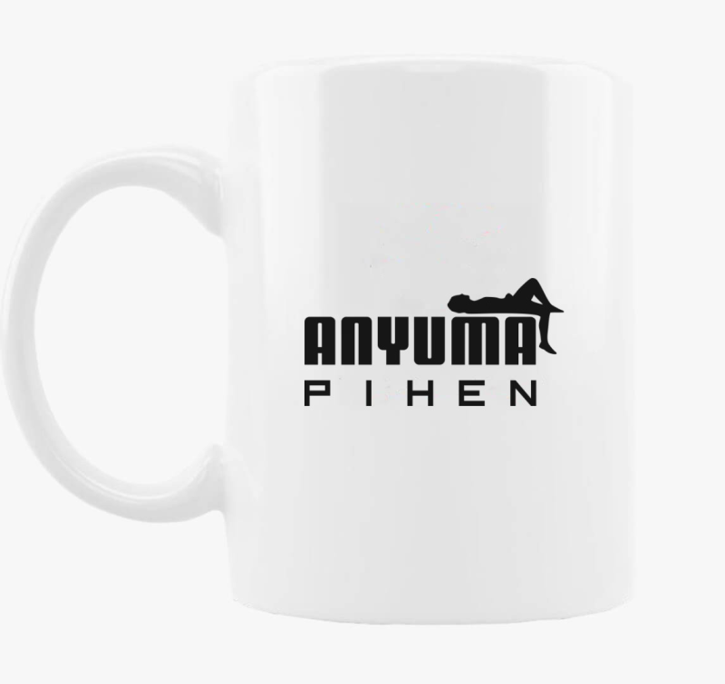 Anyu ma pihen skodelica