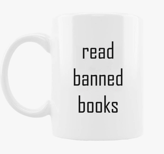 Read Banned Books skodelica