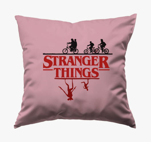 Stranger Things 3 sziluett bla...