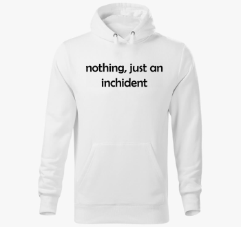 Inchident pulover s kapuco