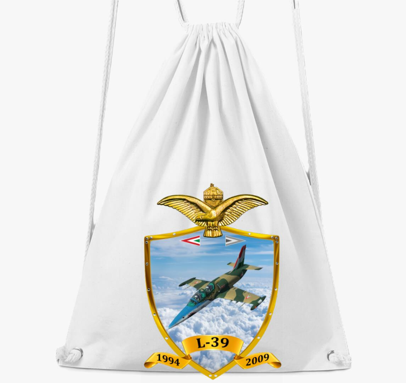 Pajzs L-39 nahrbtnik